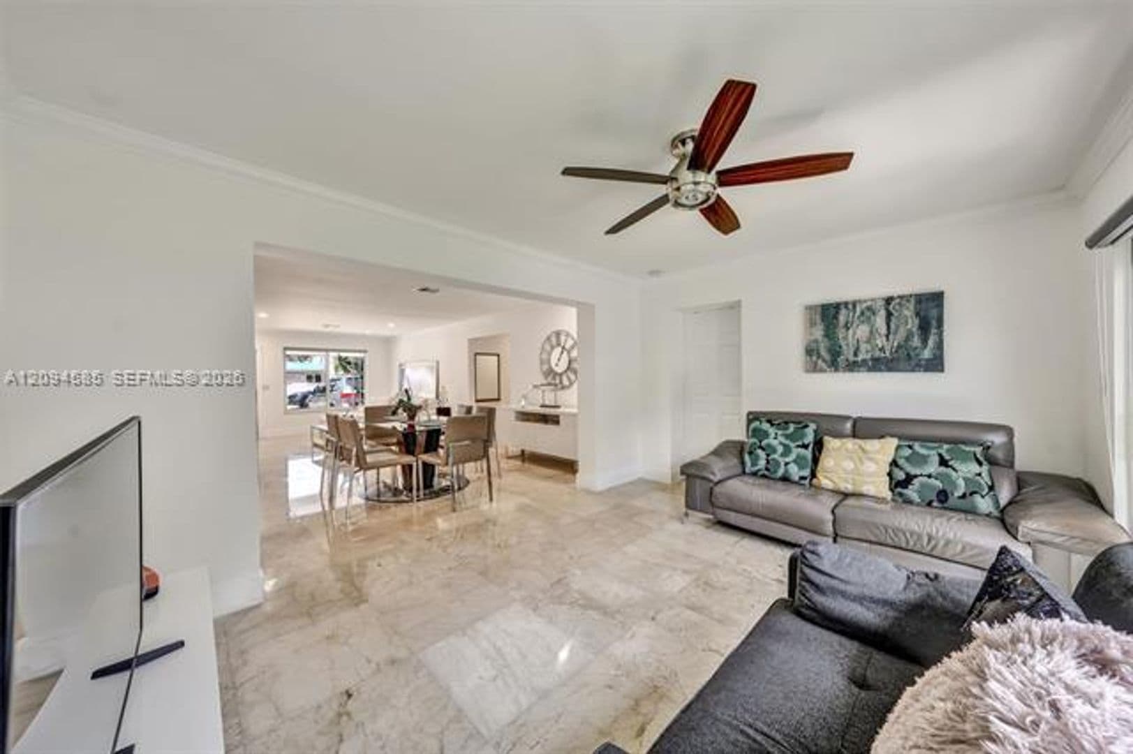 Hallandale Beach House: 814 NE 4th St # 0