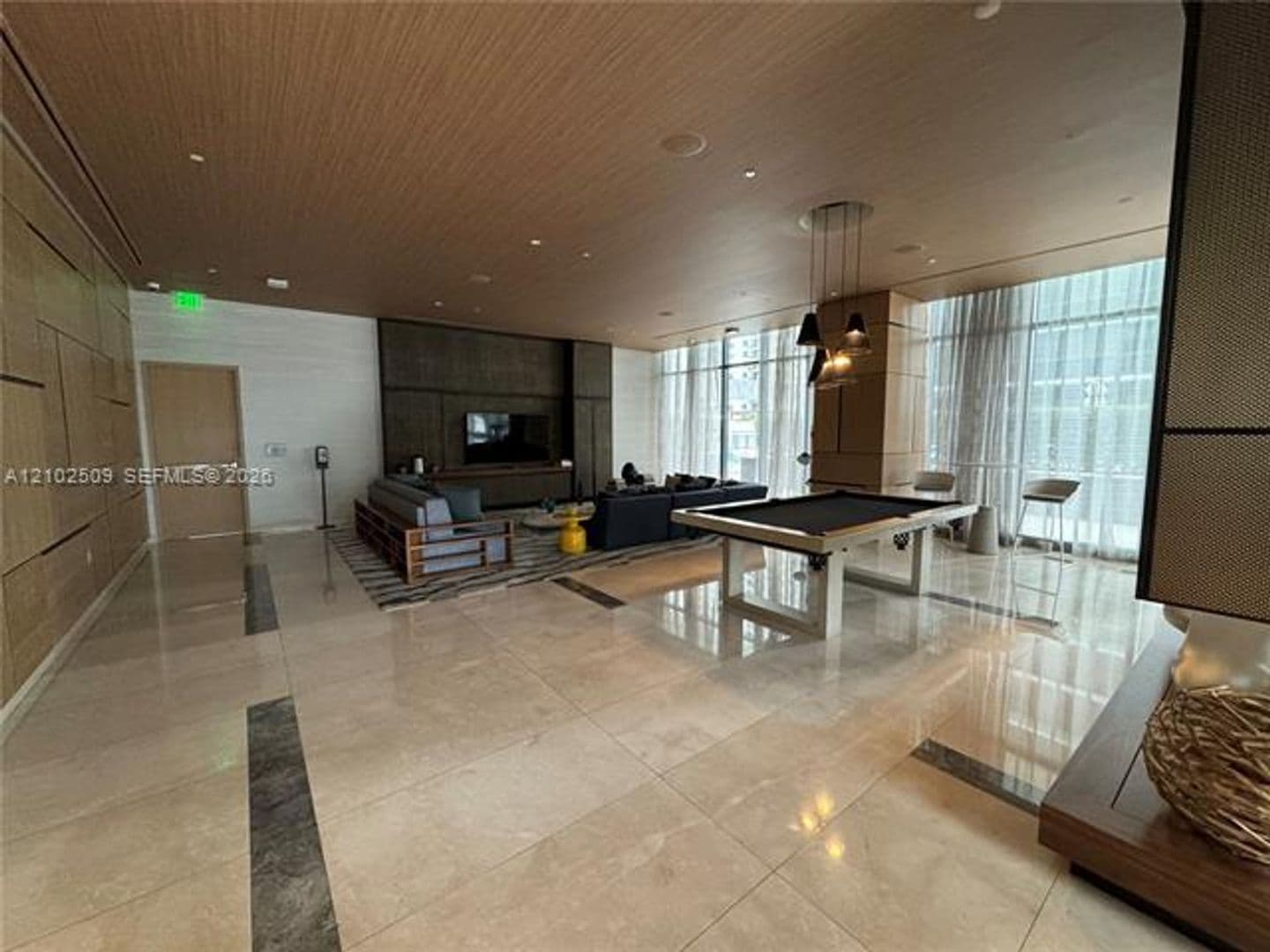 Miami Condo: 45 SW 9th St cu-3010