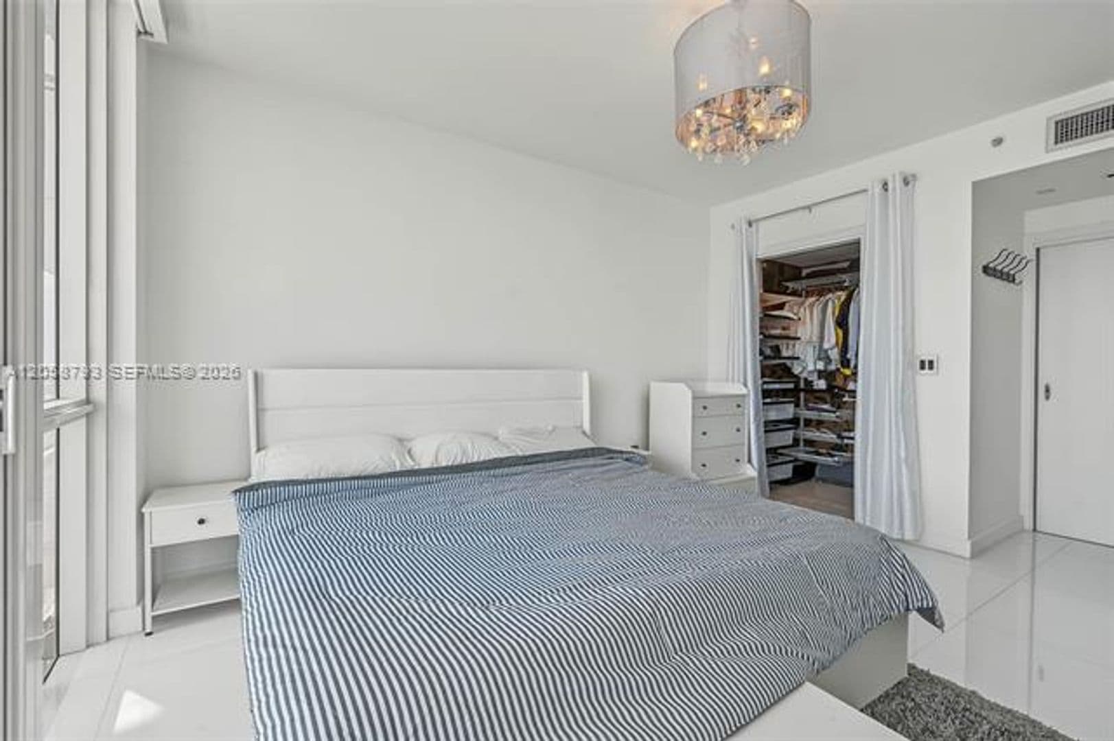 Miami Beach Condo: 540 West Ave cu-513