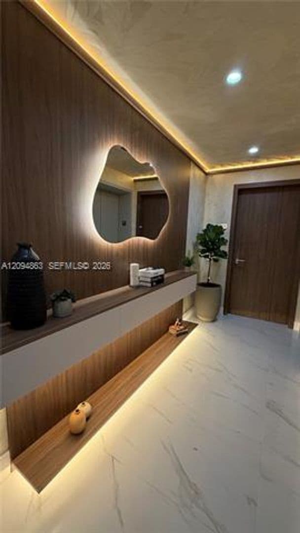 Miami Condo: 700 NE 24th Street cu-2106