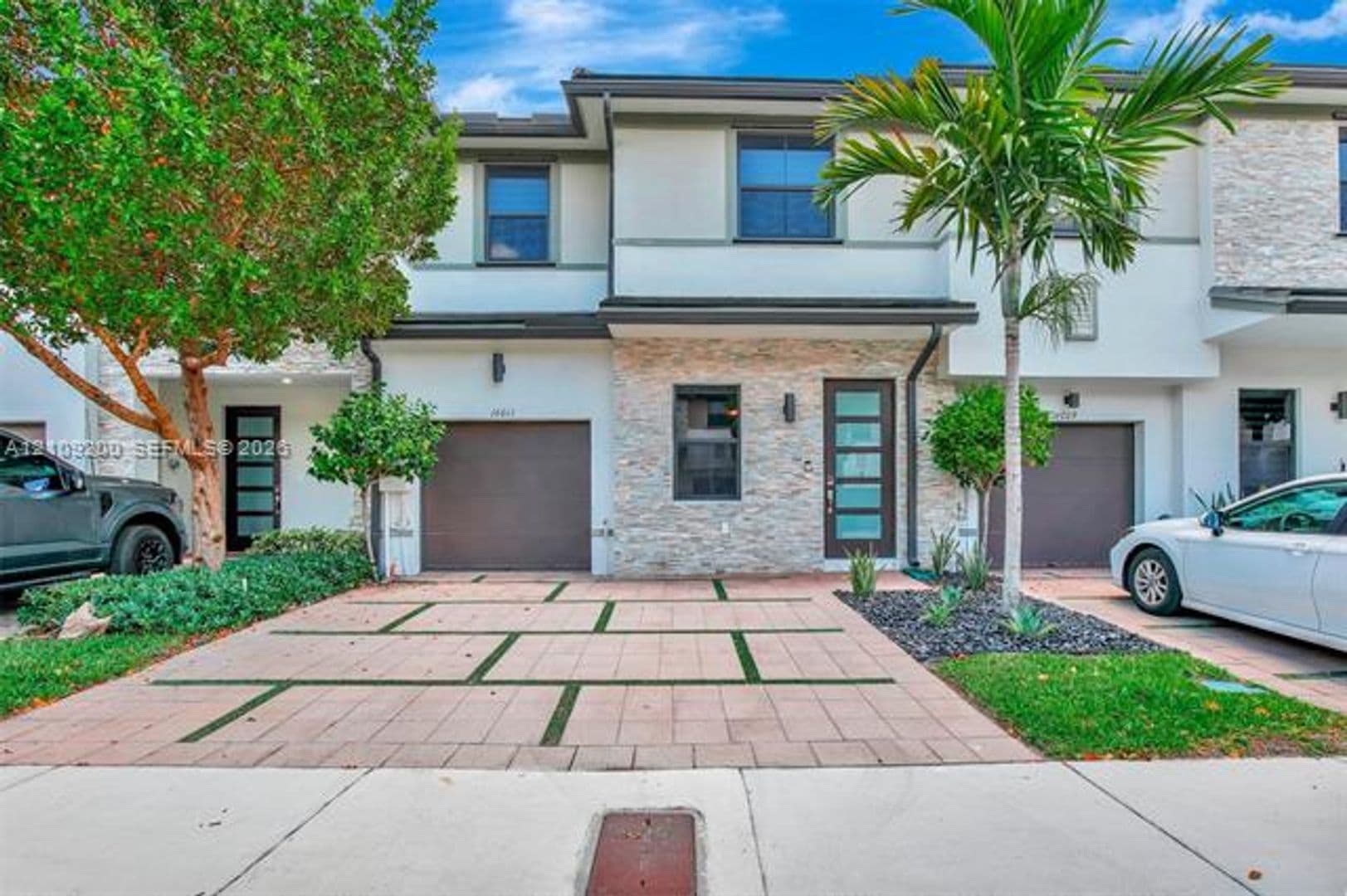 Miami Lakes Townhome: 16011 NW 91st Ct th 16011