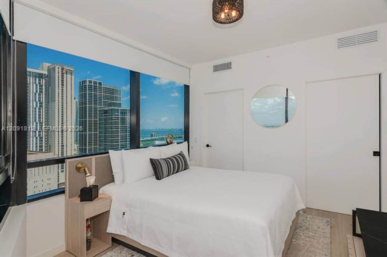 Miami Condo: 225 2nd St cu-3102