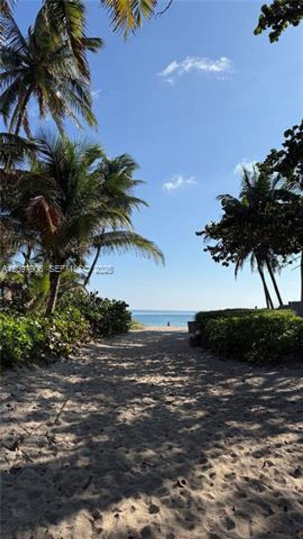 Fort Lauderdale Condo: 3031 N Ocean Blvd cu-404