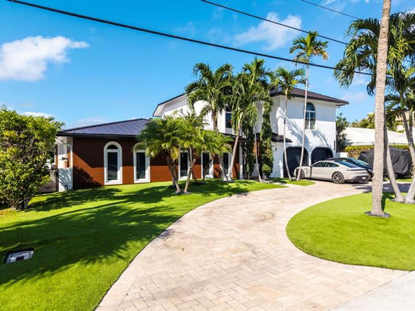Fort Lauderdale House: 11 Castle Harbor Isle Dr # 11