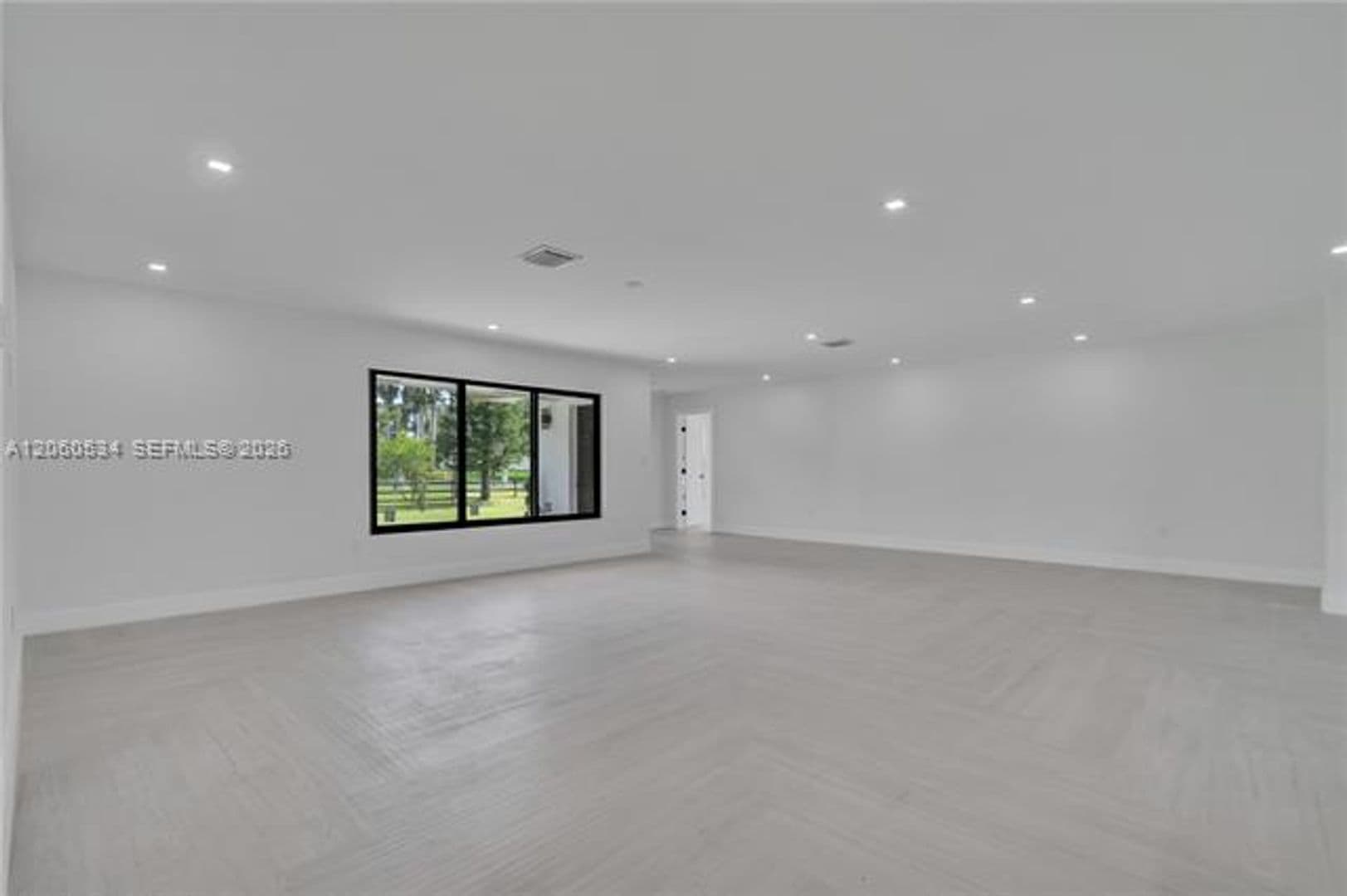 Southwest Ranches House: 17680 SW 54th St # 17680