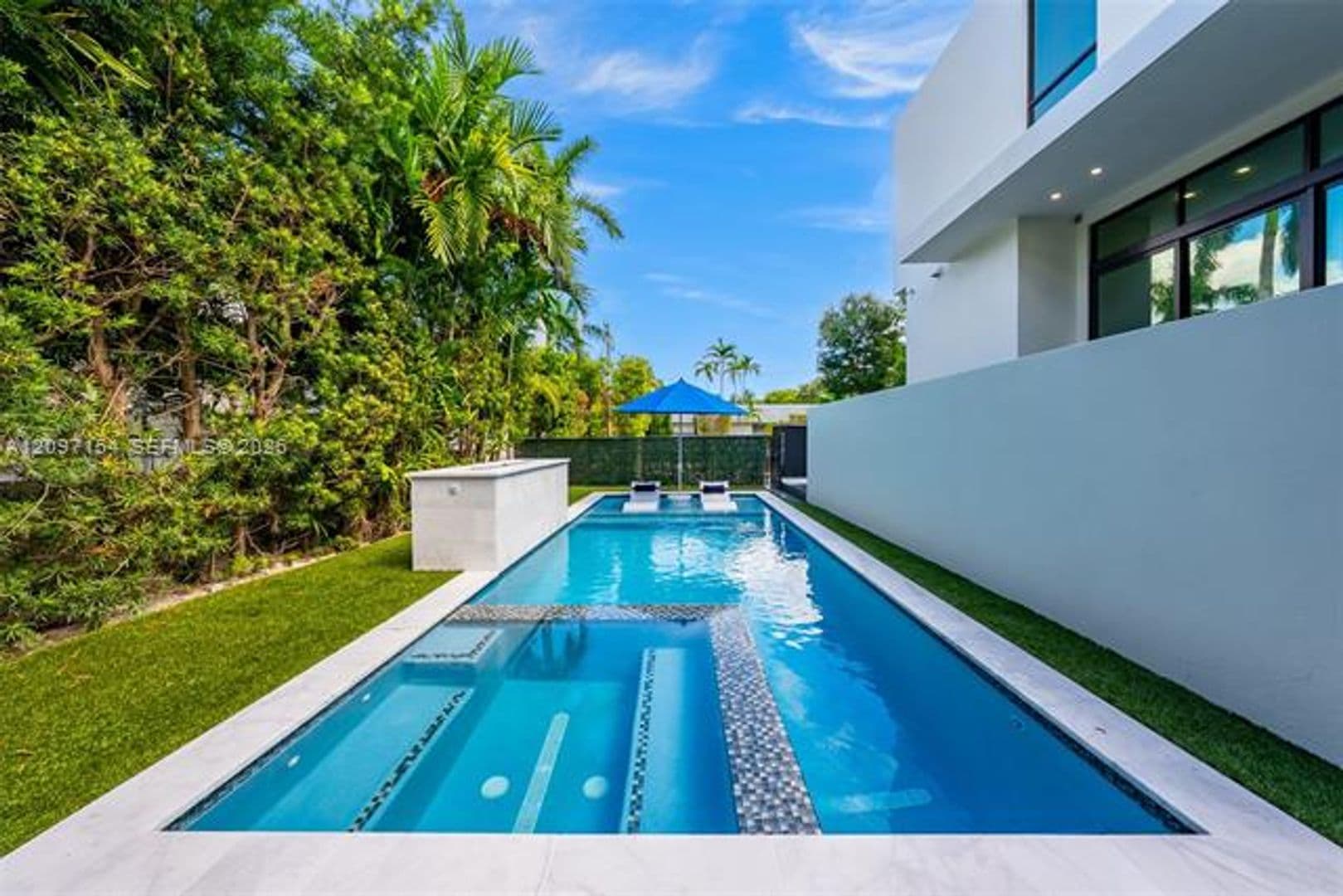 Miami Beach House: 4364 Alton Rd # 4364