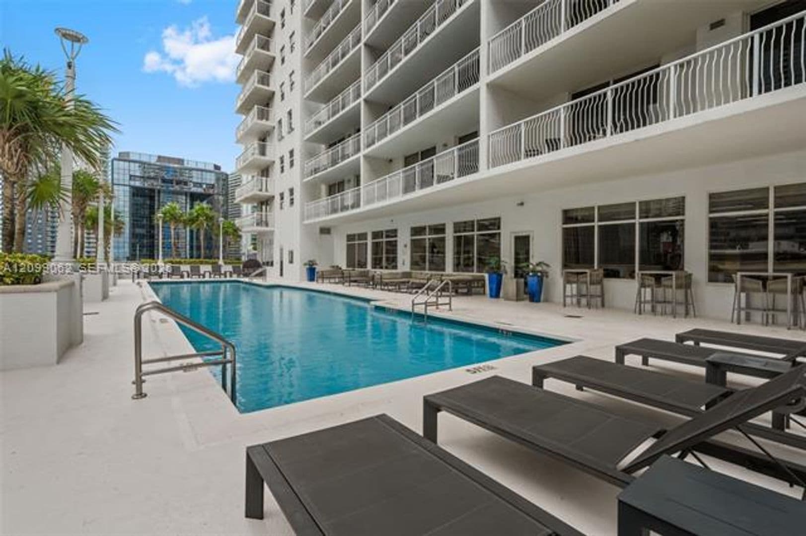Miami Condo: 1200 Brickell Bay Dr cu-3908