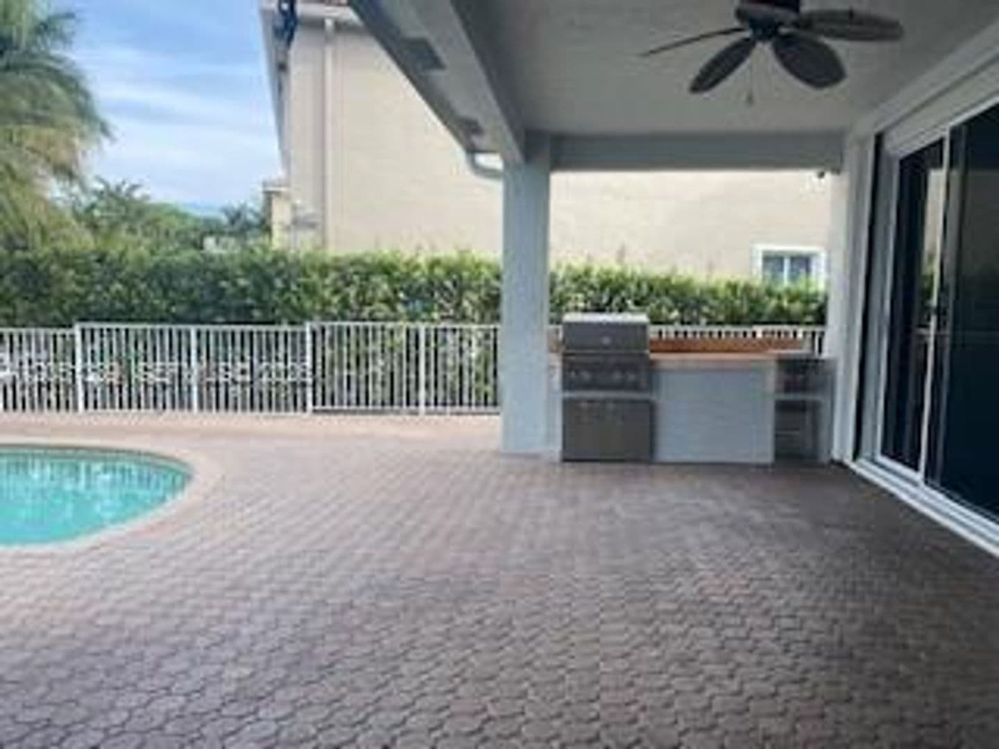 Miramar House: 2101 SW 176 Av # 2101
