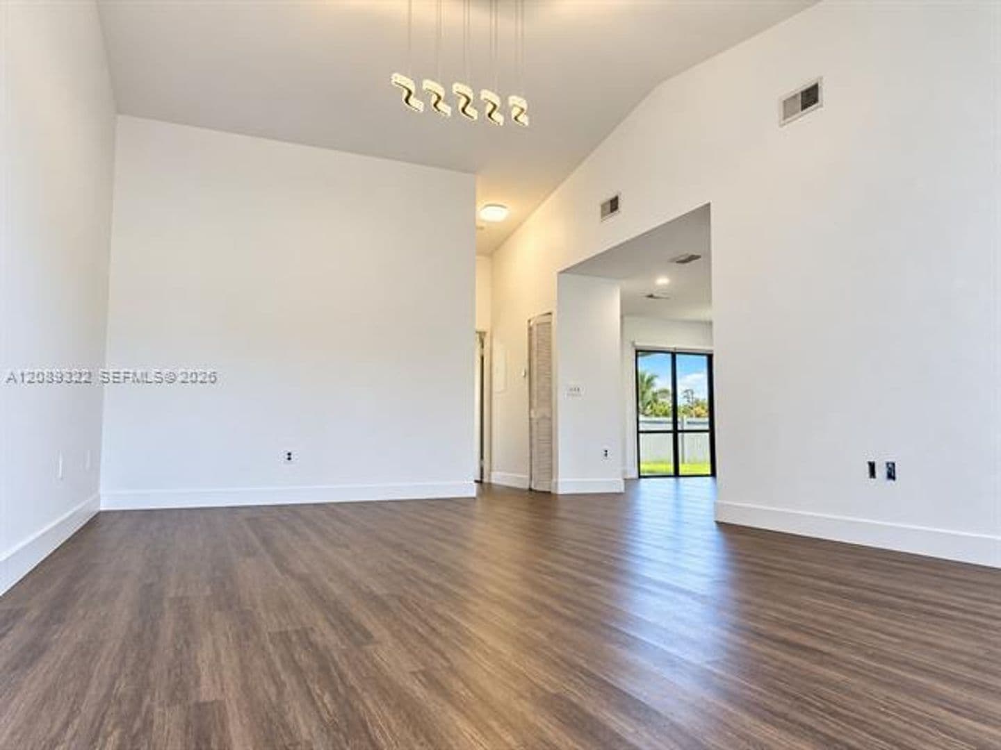 Hollywood Townhome: 1541 N 14th Ter th 1541