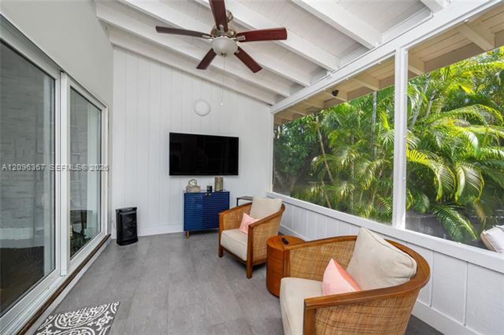 Coral Gables House: 3635 S Le Jeune Rd cu-3635