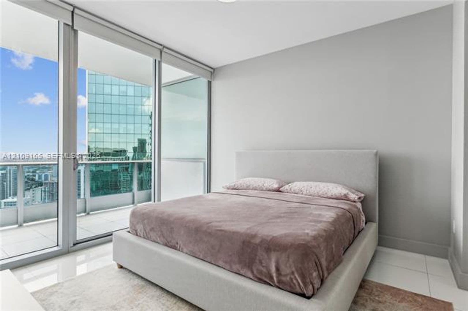 Miami Condo: 200 Biscayne Boulevard Way cu-4912