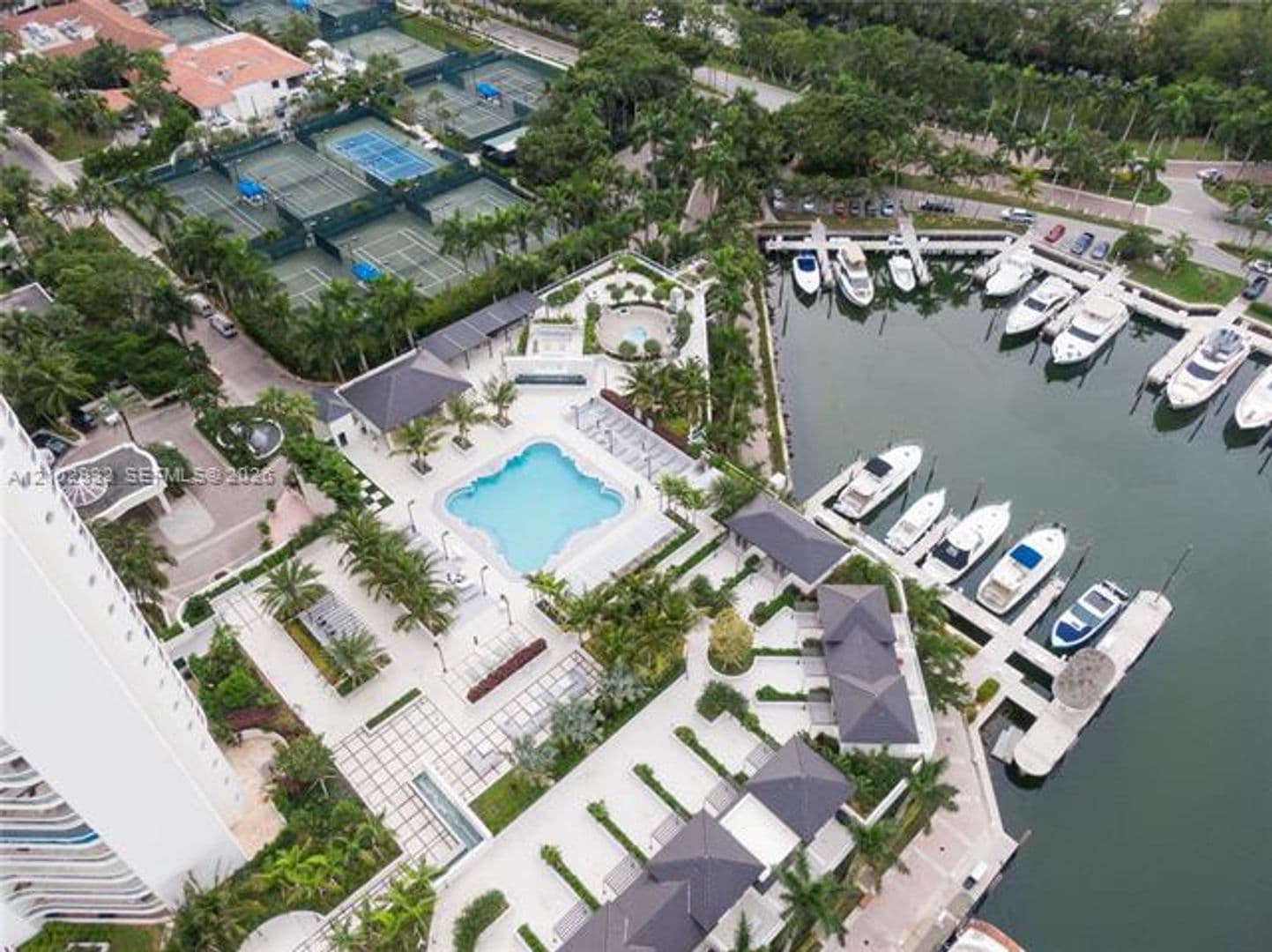Aventura Condo: 7000 Island Blvd cu-2809