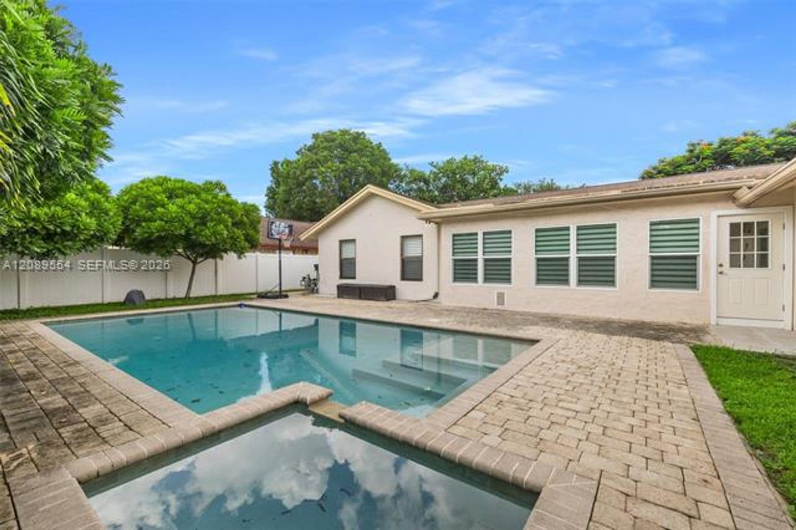 Plantation House: 7700 NW 11th Pl # 7700