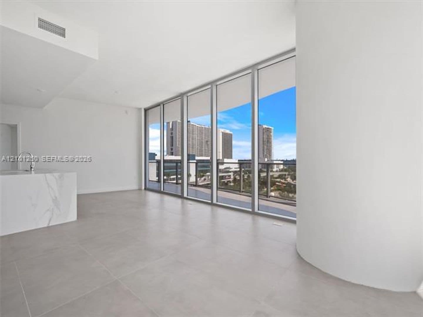 Miami Condo: 1400 Biscayne Blvd cu-701