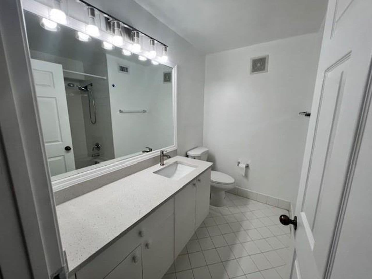 Weston Townhome: 4150 Forest Dr th 4150