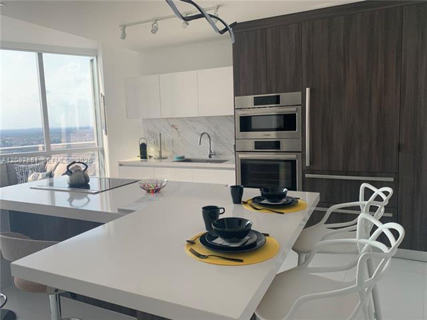 Miami Condo: 851 NE 1st Ave cu-3404
