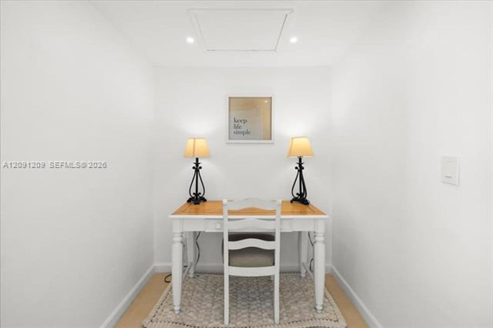 Hollywood Condo: 4001 S Ocean Dr cu-10R