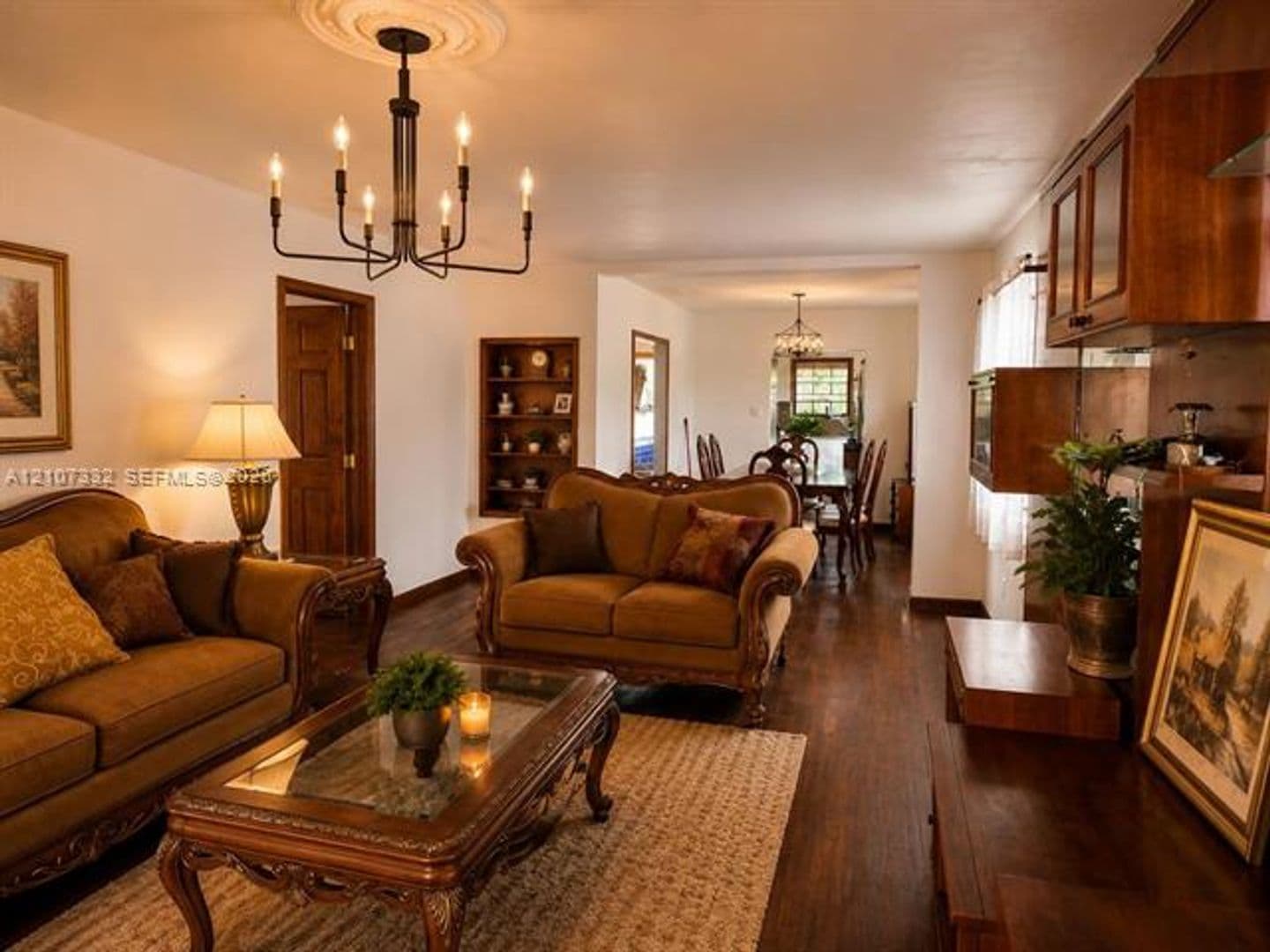 Miami Springs House: 164 Navajo St # 164
