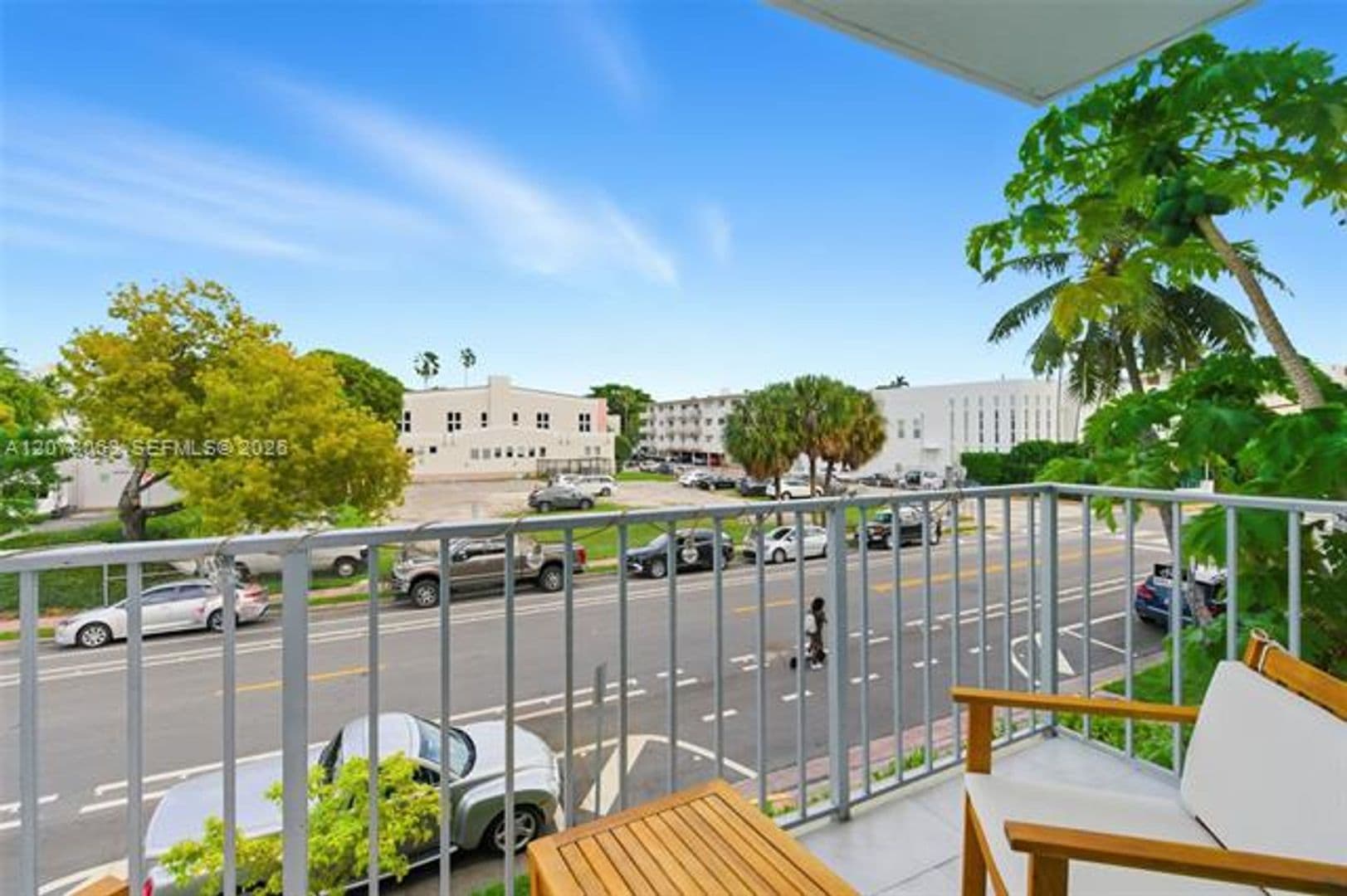 Miami Beach Condo: 1428 Euclid Ave cu-207