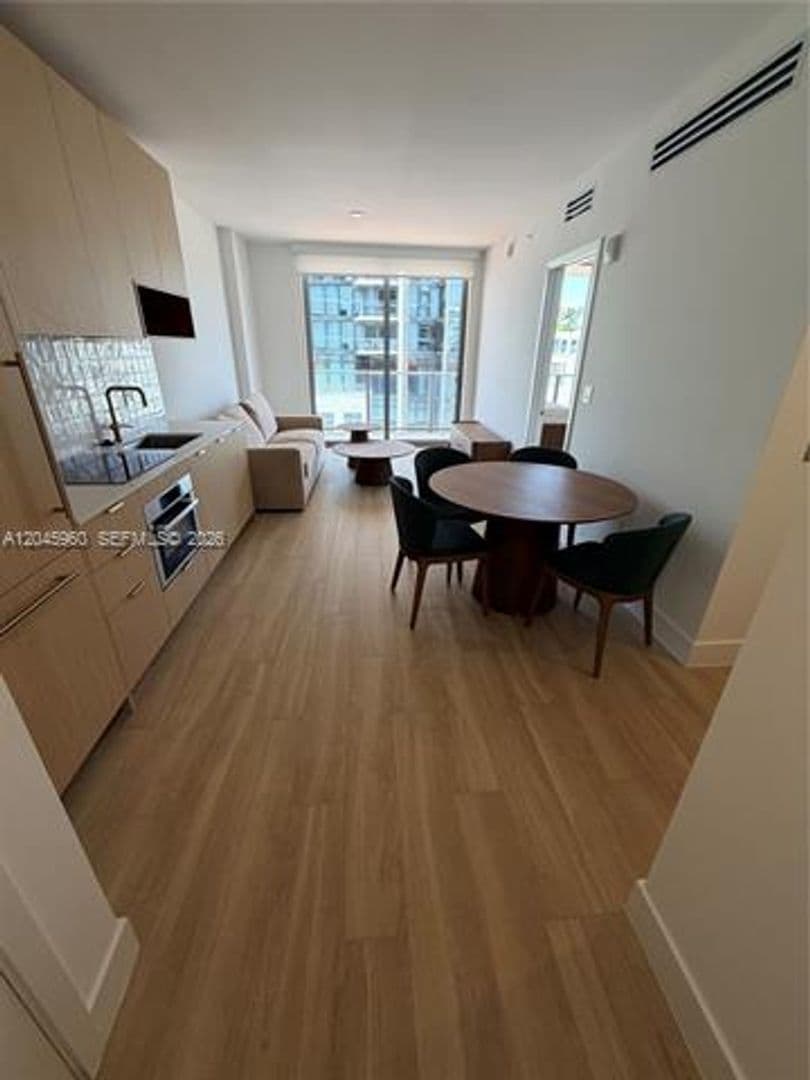 Miami Condo: 90 NE 32nd St cu-706