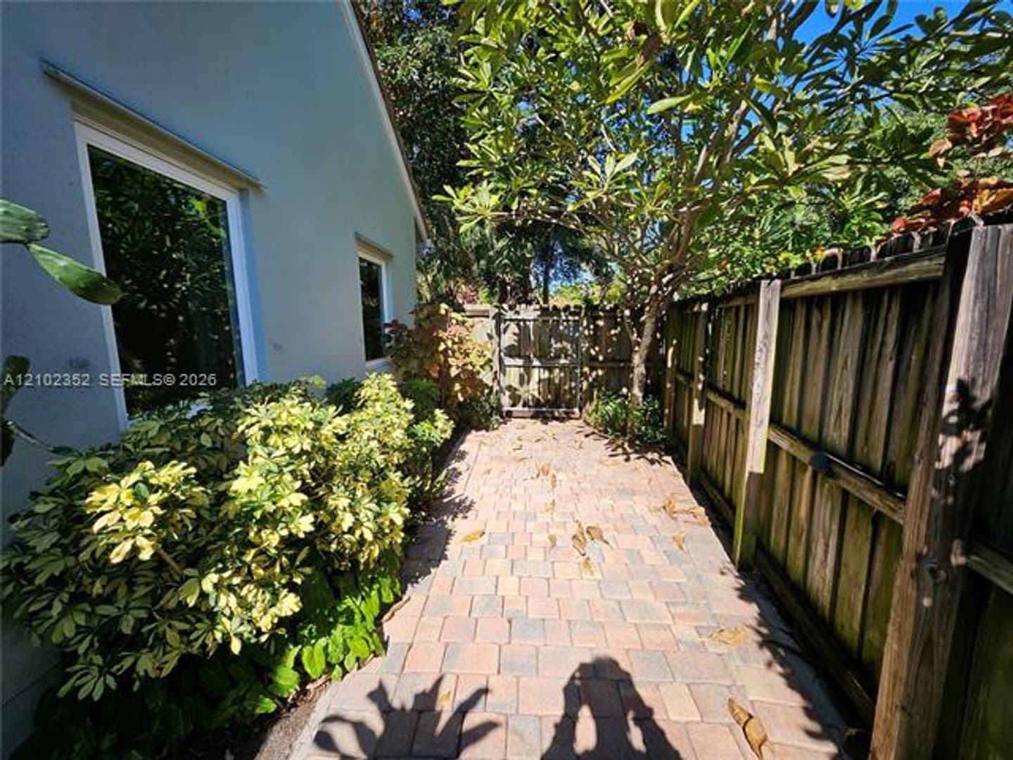 Wilton Manors House: 2016 NE 26th Dr # 2016