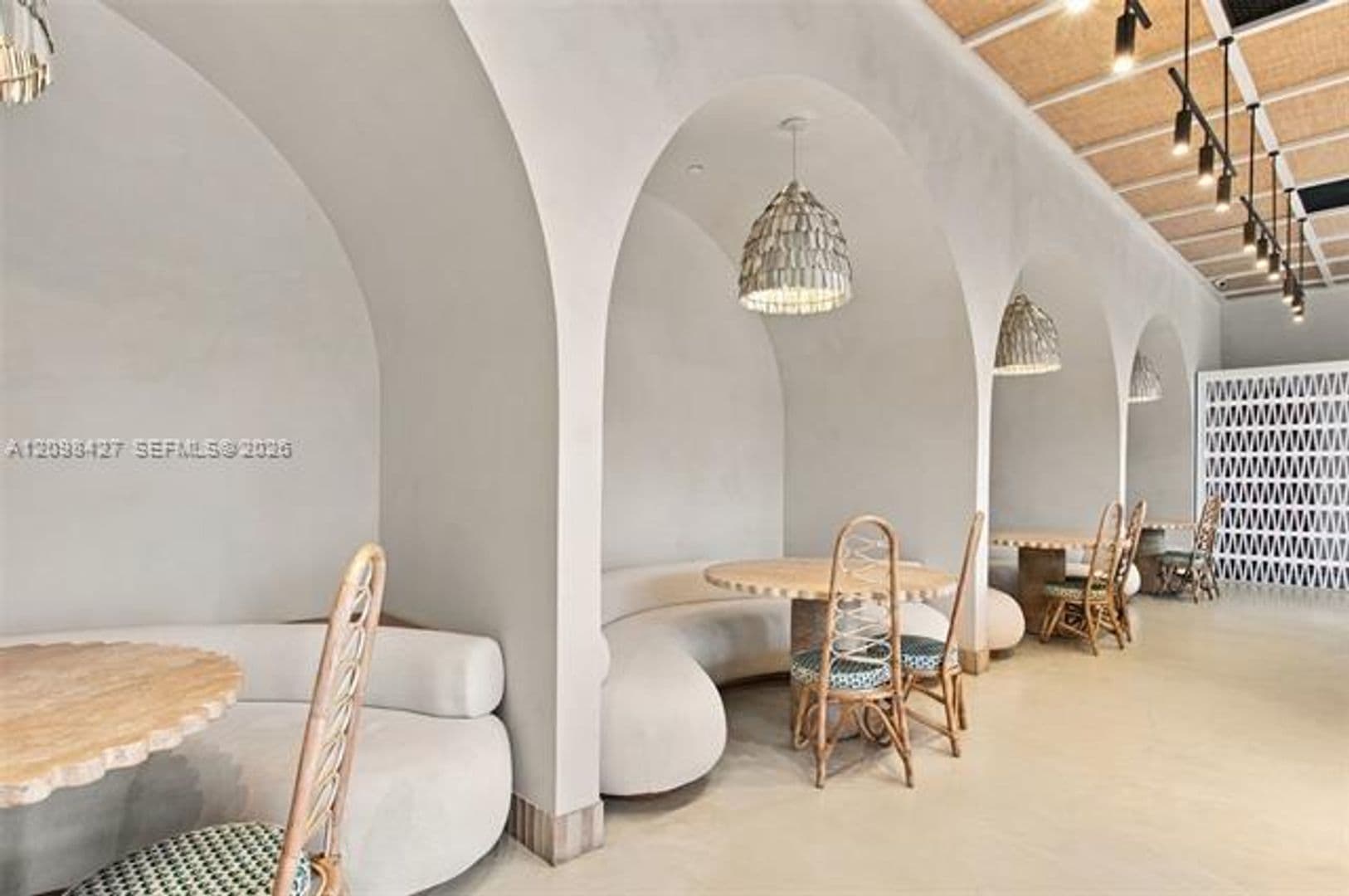 Miami Condo: 697 N Miami Ave cu-1210