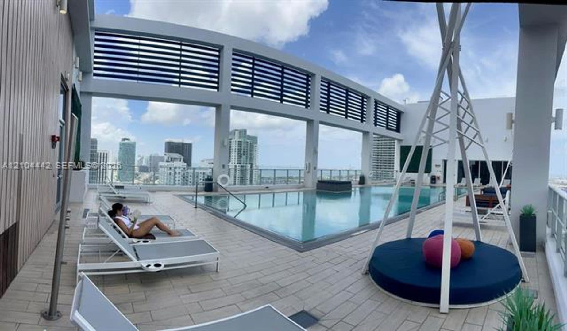 Miami Condo: 151 SE 1 St cu-1002