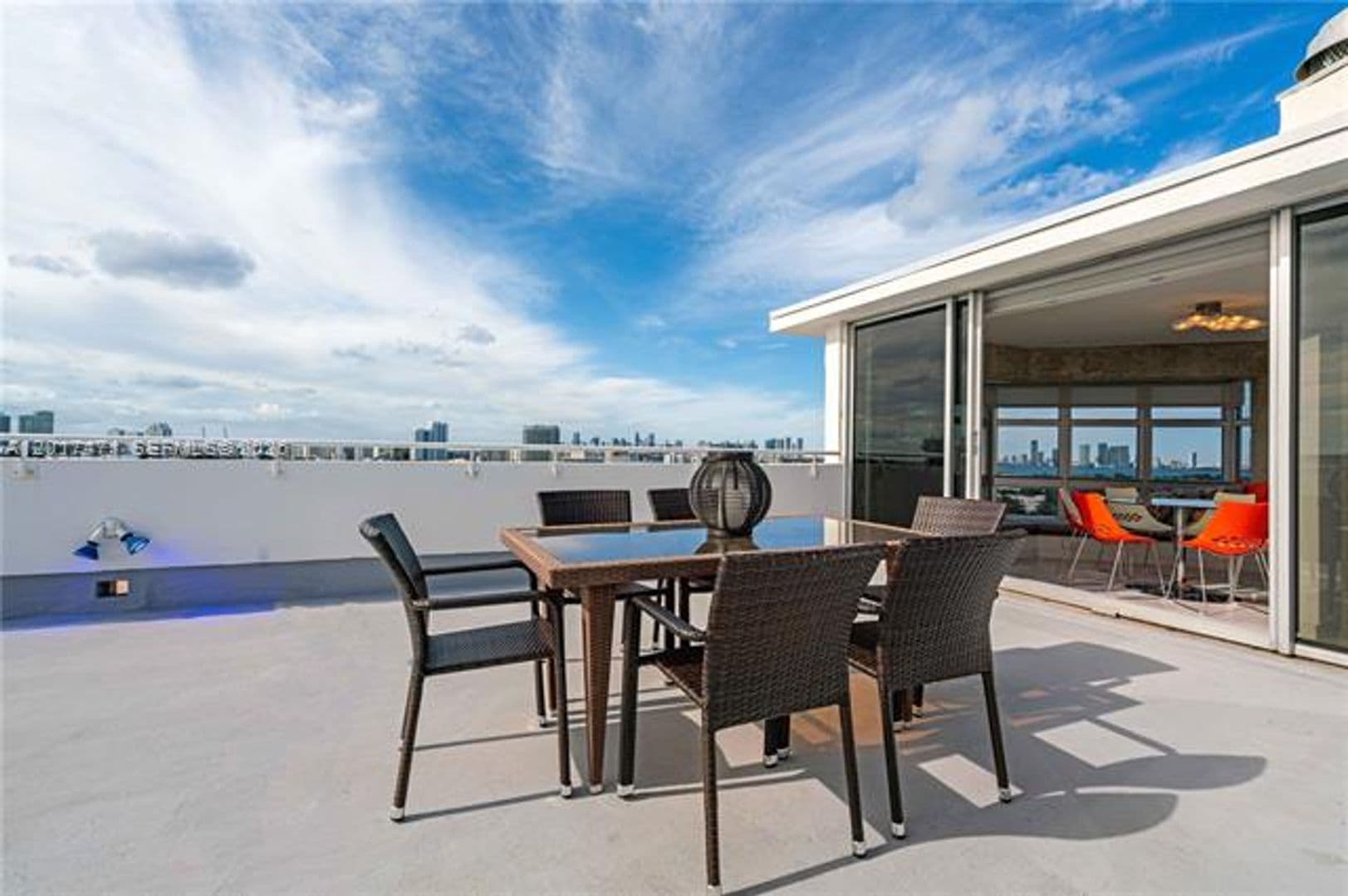 Miami Beach Condo: 1881 Washington Ave cu-PHG