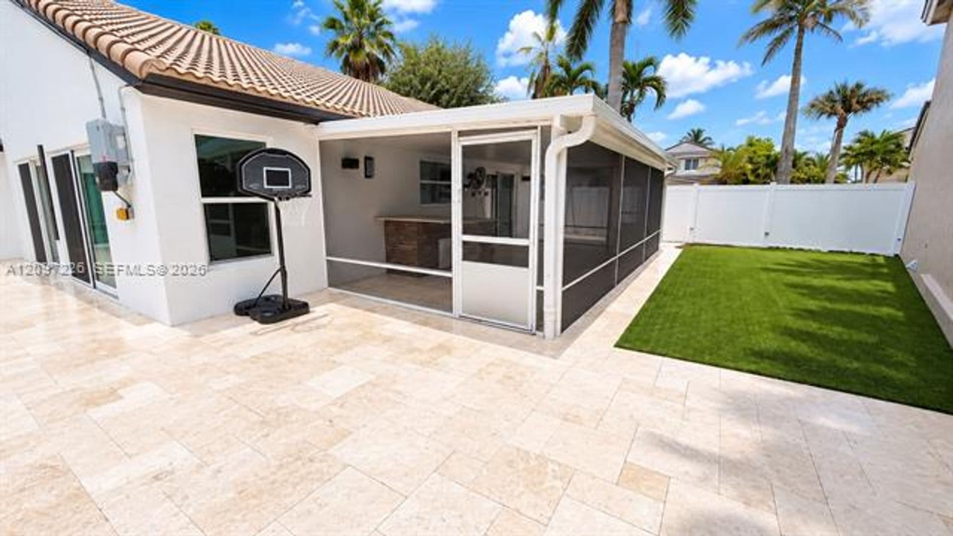 Pembroke Pines House: 17542 NW 12th St # 17542