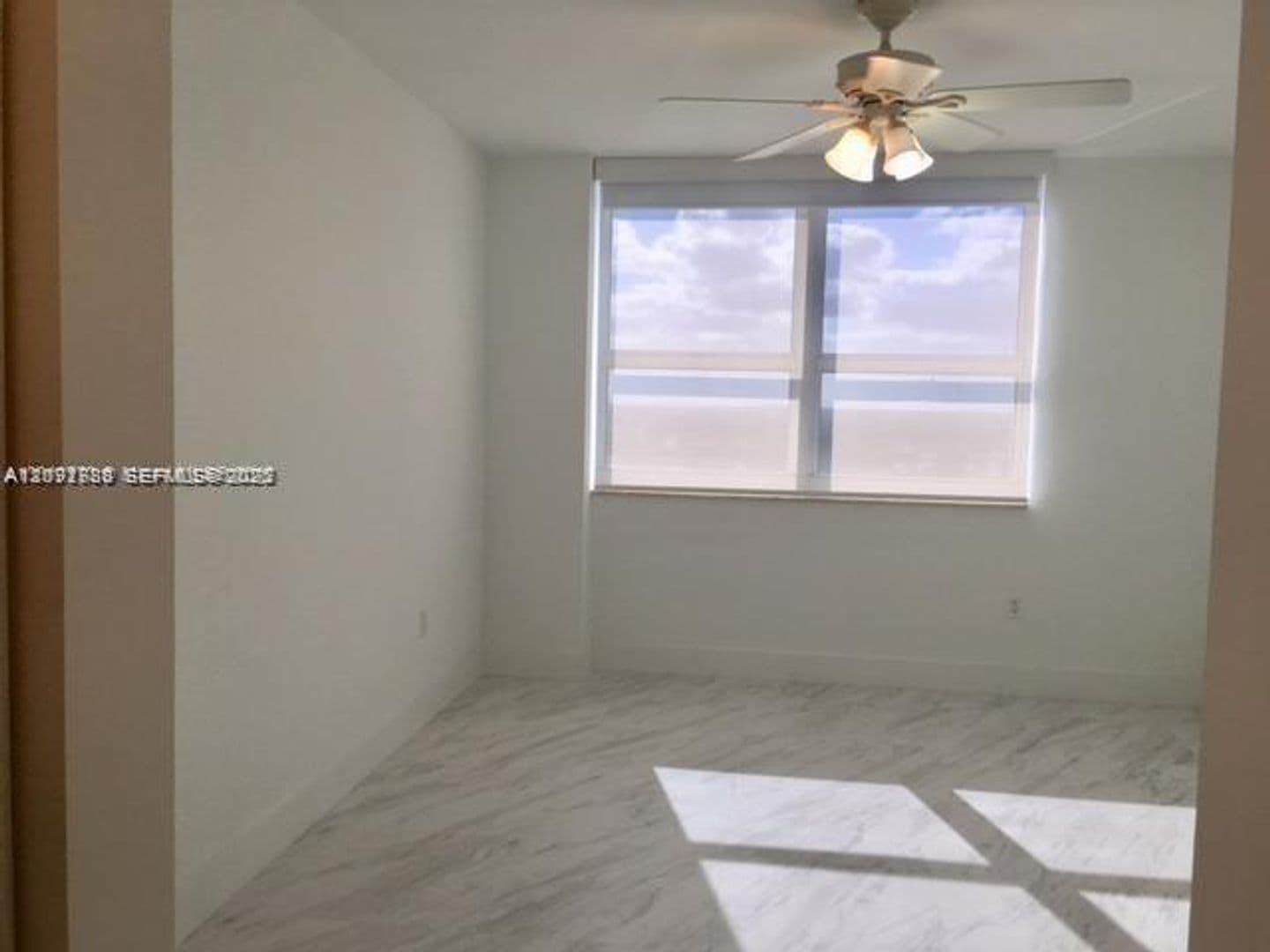 Aventura Condo: 19501 W Country Club Dr cu-2413