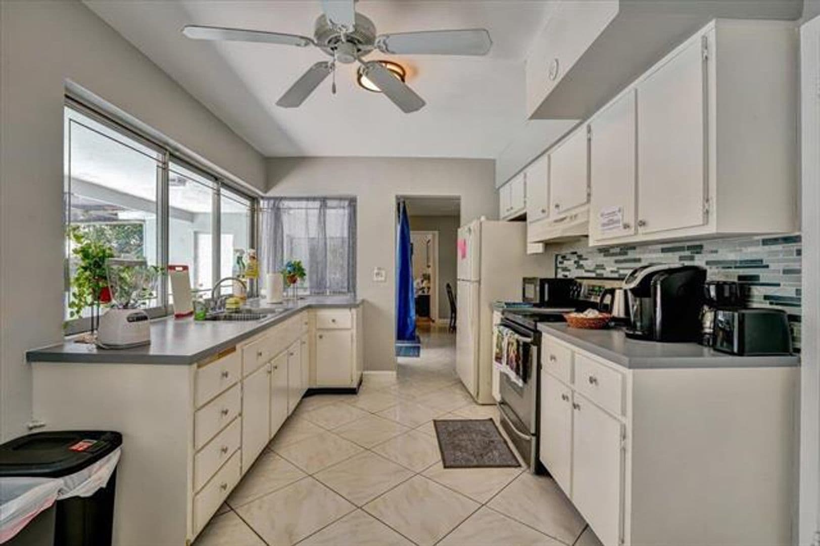 Lauderdale Lakes House: 3982 NW 39th Ave # 3982
