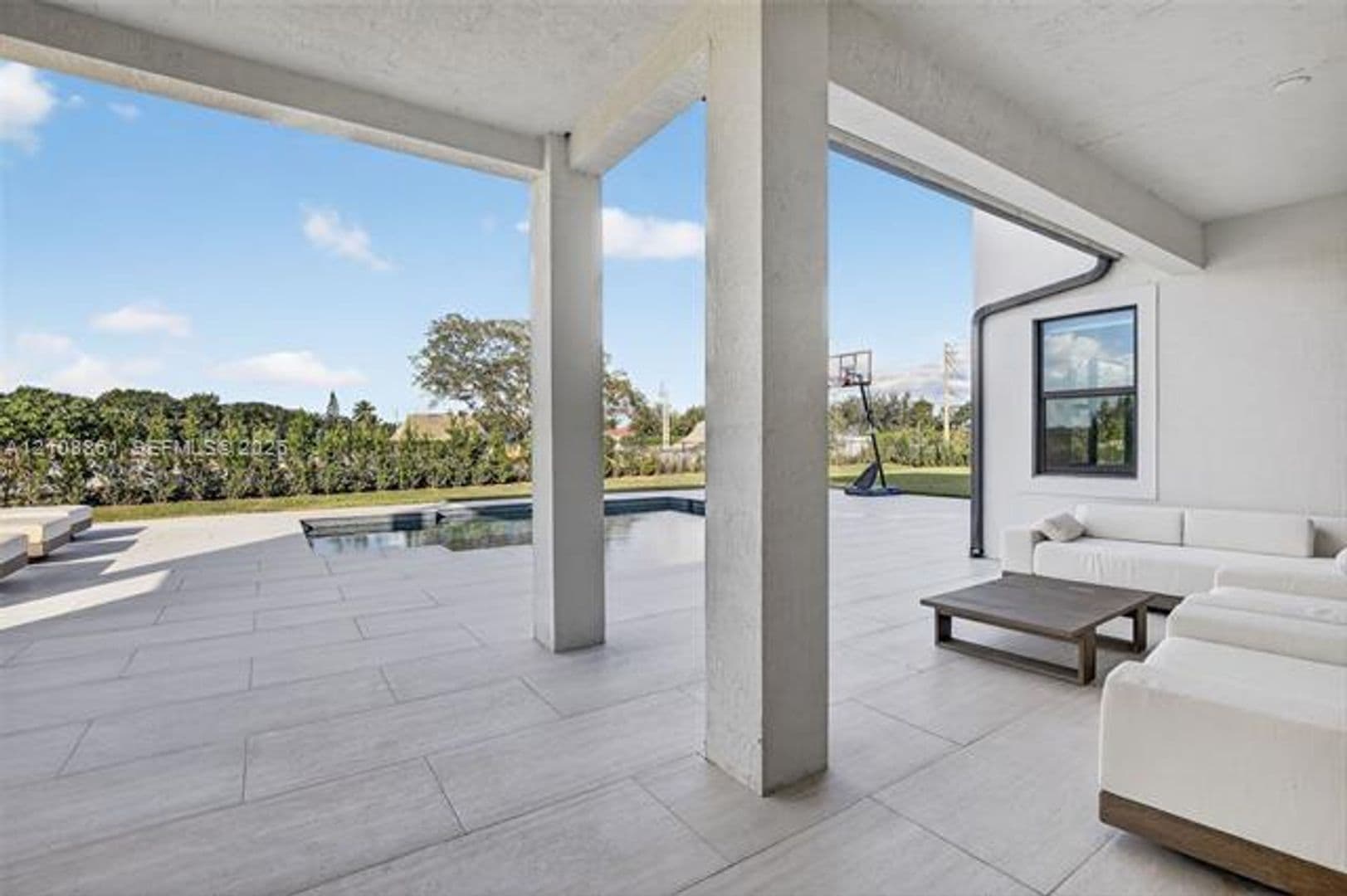 Davie House: 14855 Millstone Ranches Dr # 14855