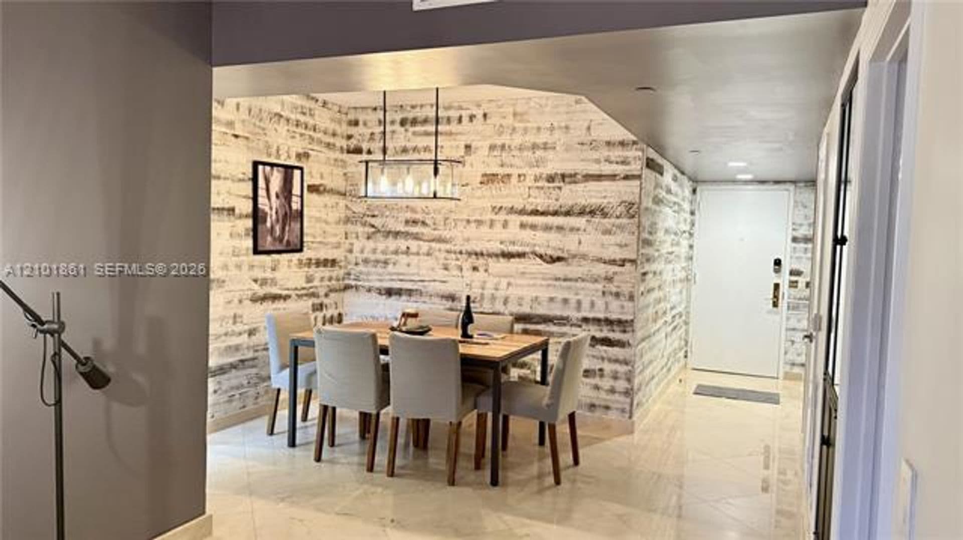 Miami Beach Condo: 4779 Collins Ave cu-1908