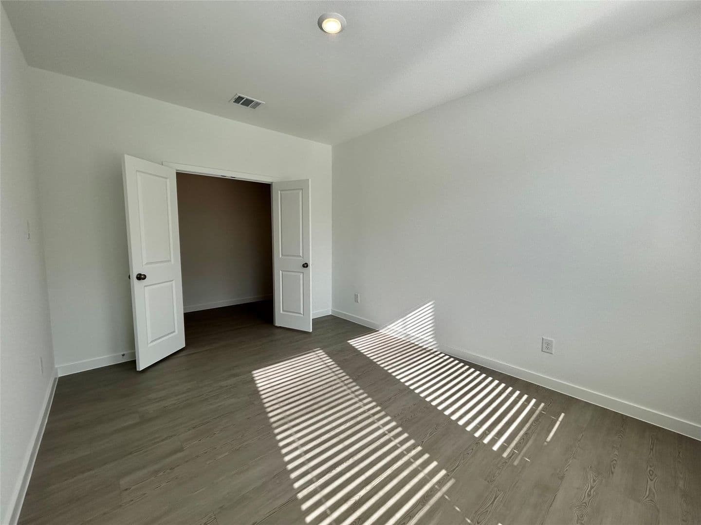 Justin House: 443 Ridge Drive