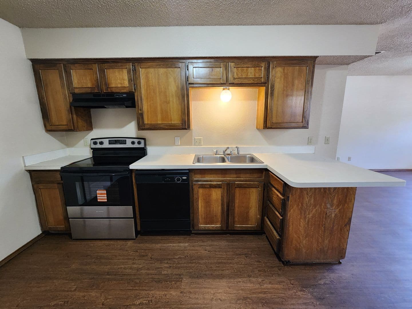 Haltom City Apartment: 3211 Eastridge Dr. - 3211 Eastridge Drive