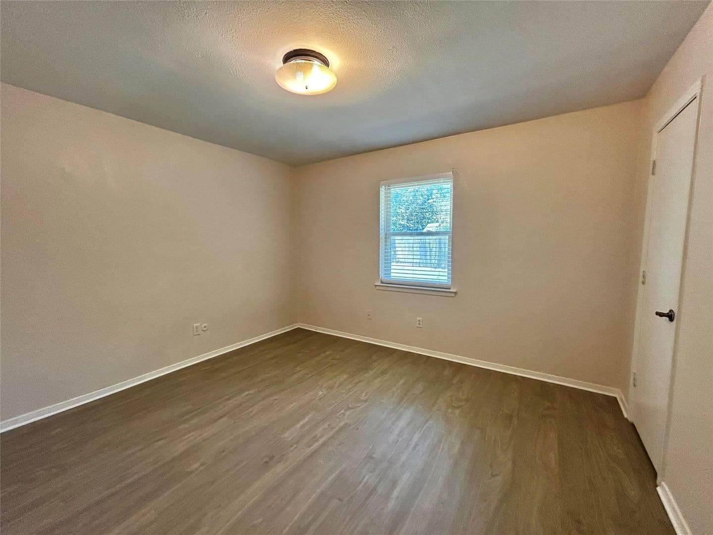 North Richland Hills House: 6209 Gayle Drive
