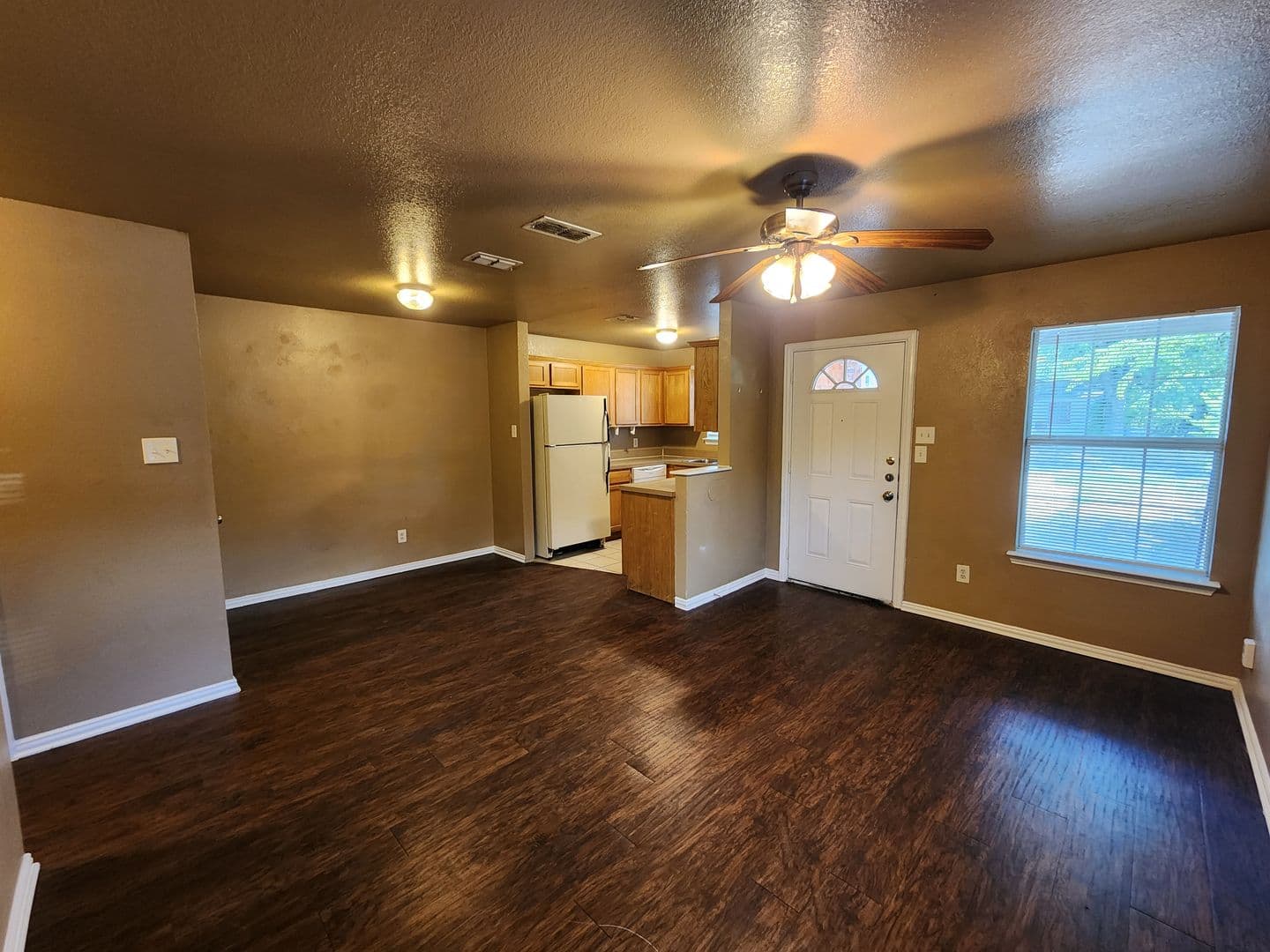 Fort Worth Apartment: 2917 Van Horn Ave.