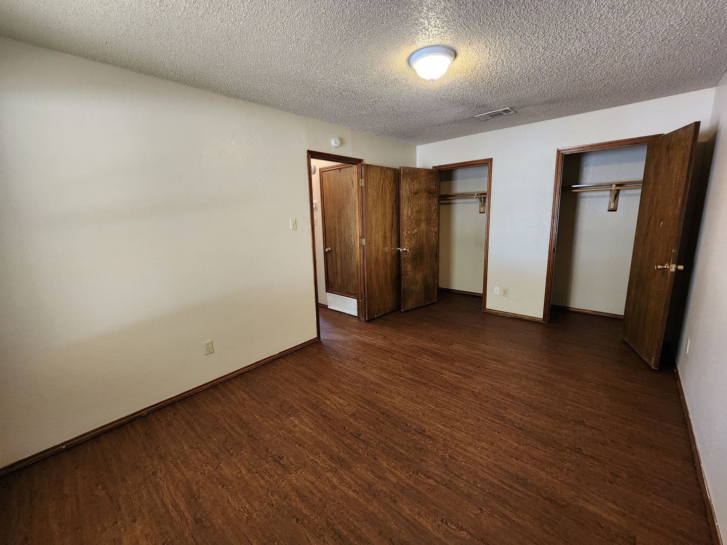 Haltom City Apartment: 3211 Eastridge Dr. - 3211 Eastridge Drive