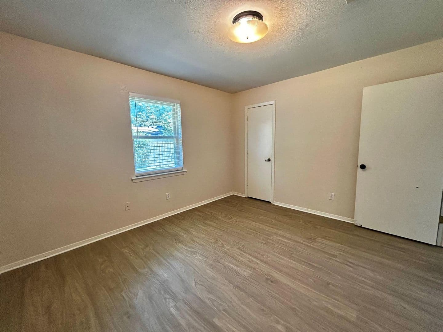 North Richland Hills House: 6209 Gayle Drive
