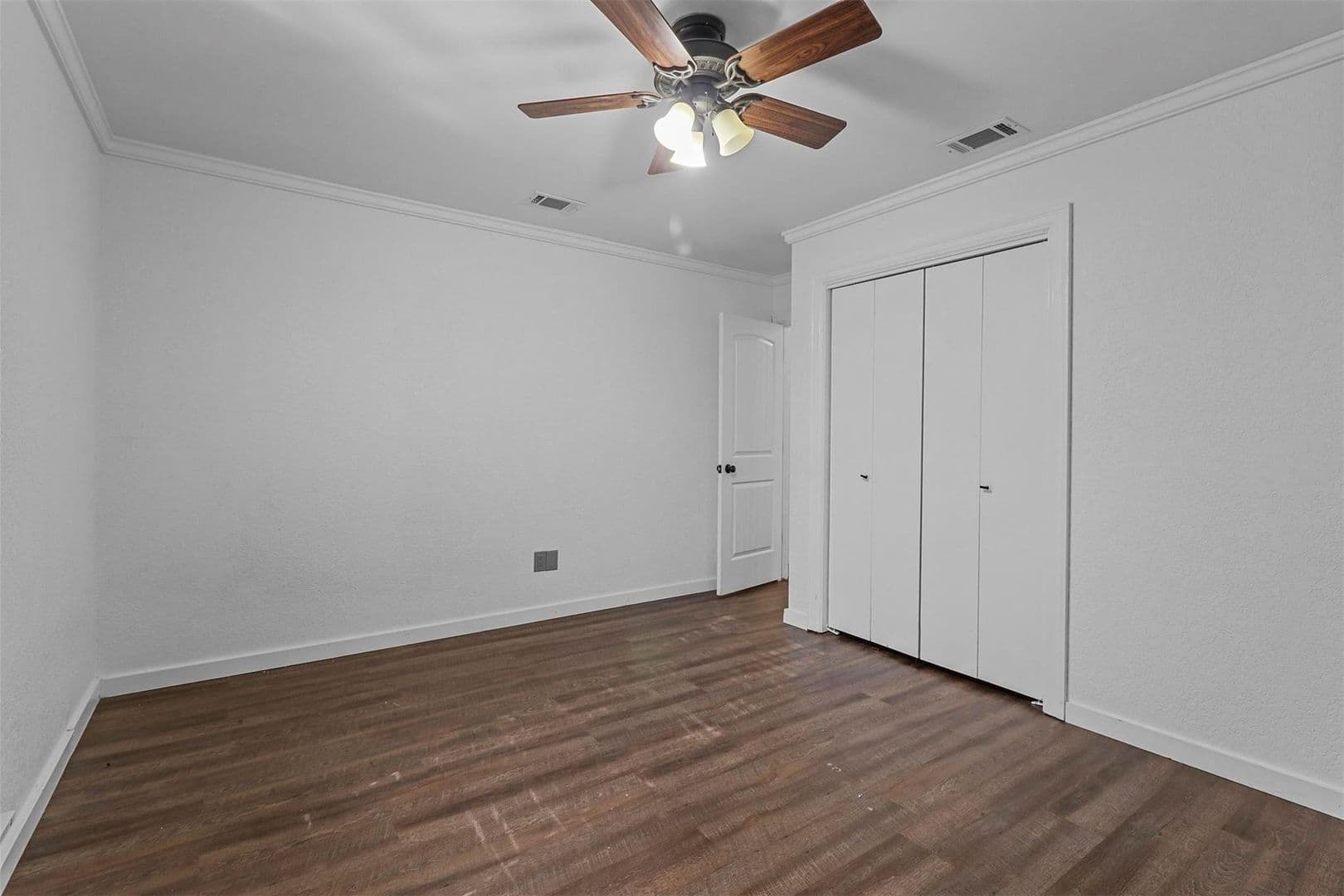 Grapevine House: 1440 Thistlewood Lane
