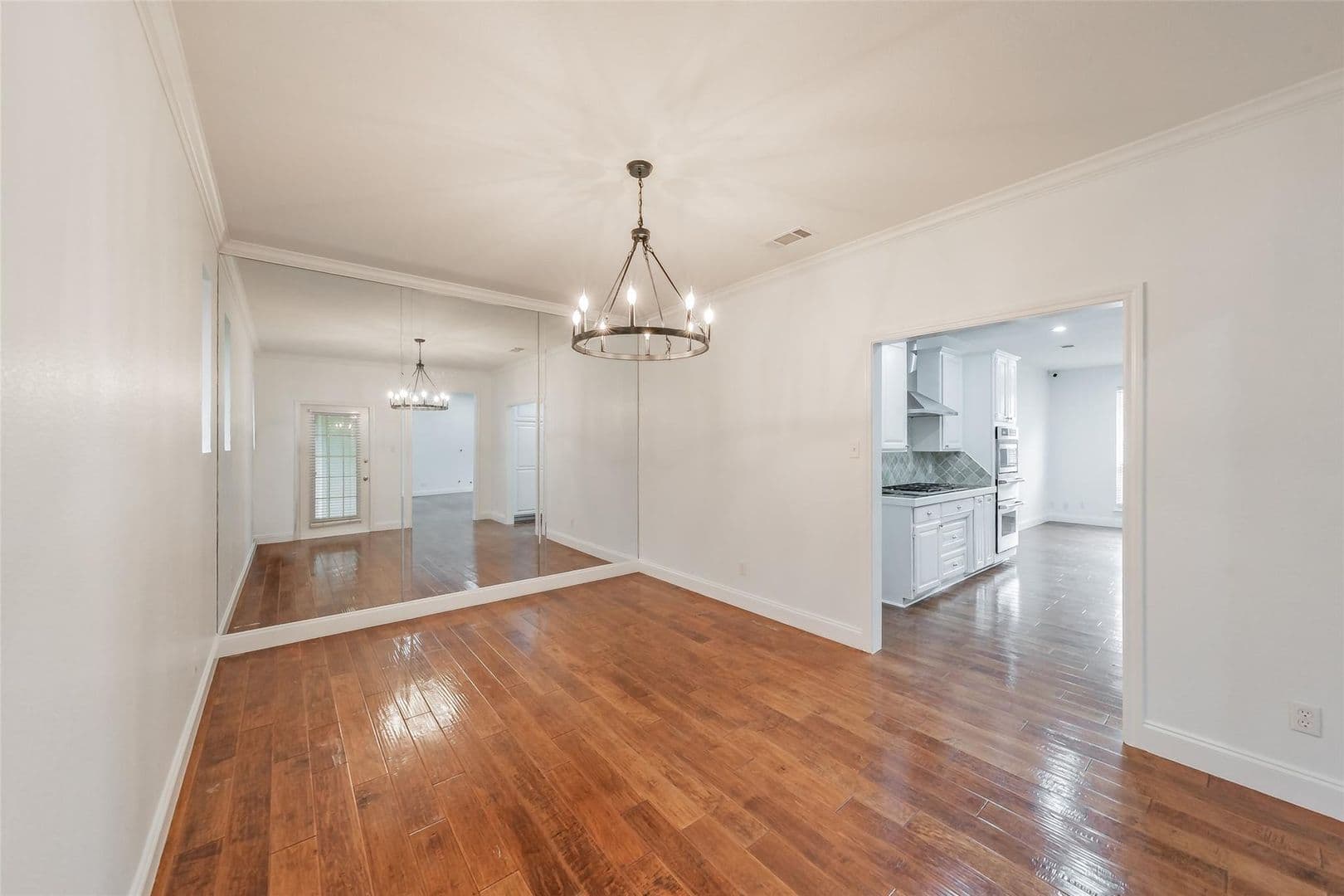 Fort Worth House: 816 Havenwood Lane S