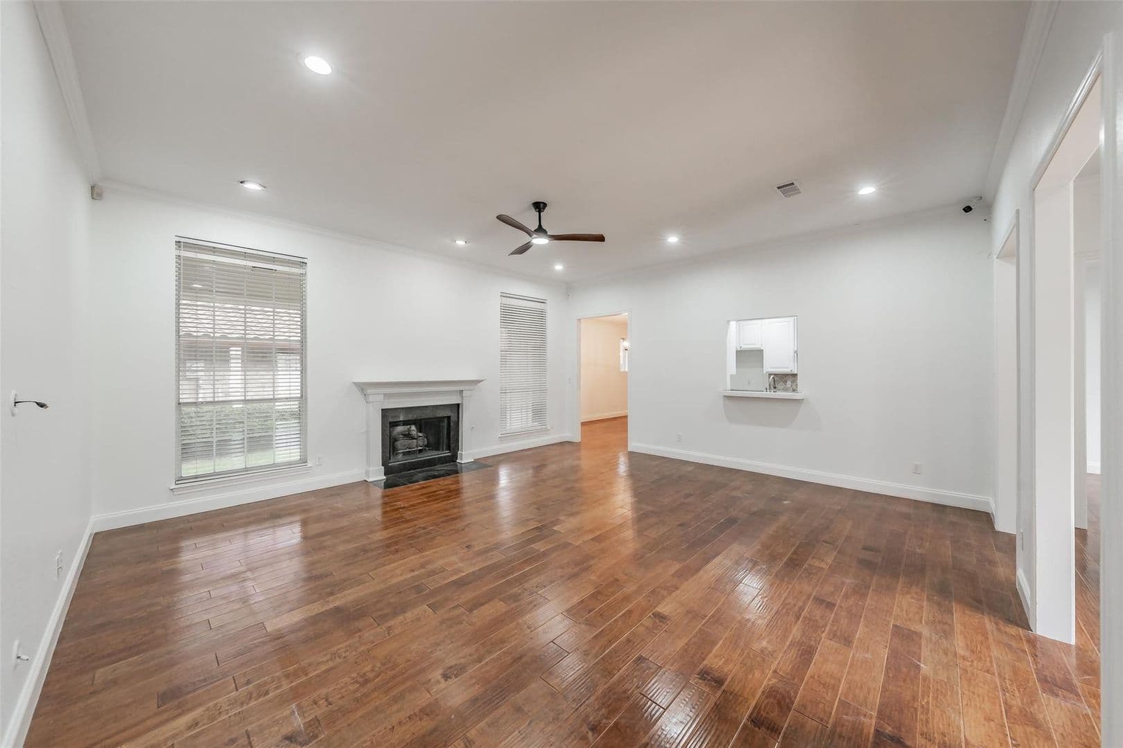 Fort Worth House: 816 Havenwood Lane S