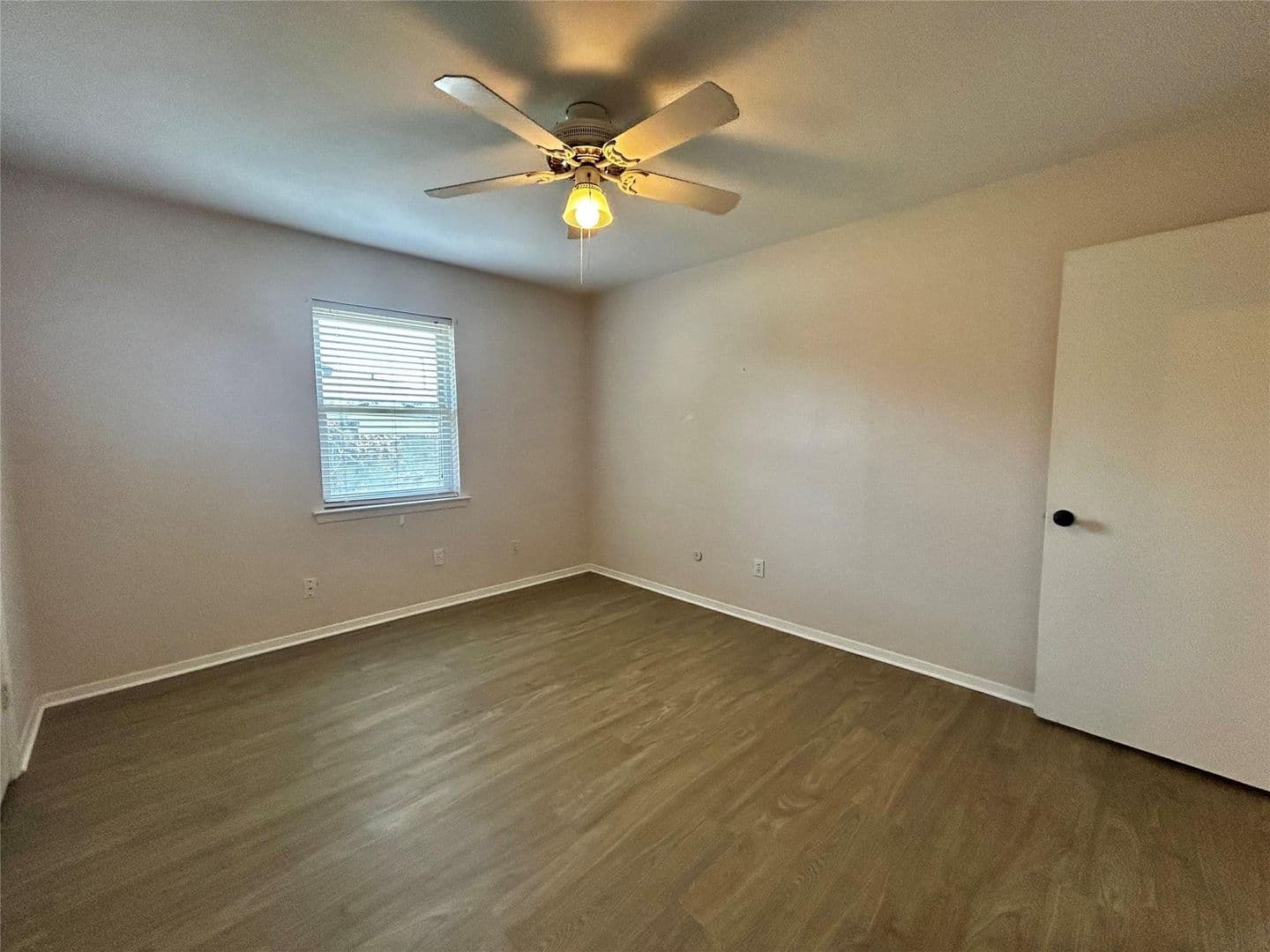 North Richland Hills House: 6209 Gayle Drive