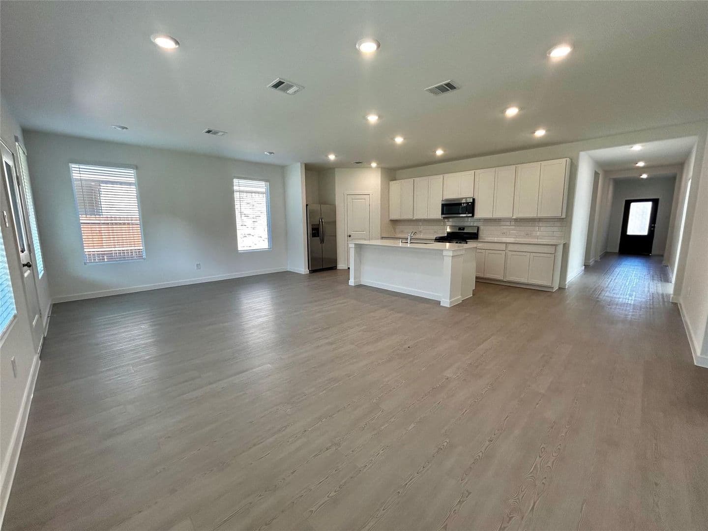 Justin House: 443 Ridge Drive