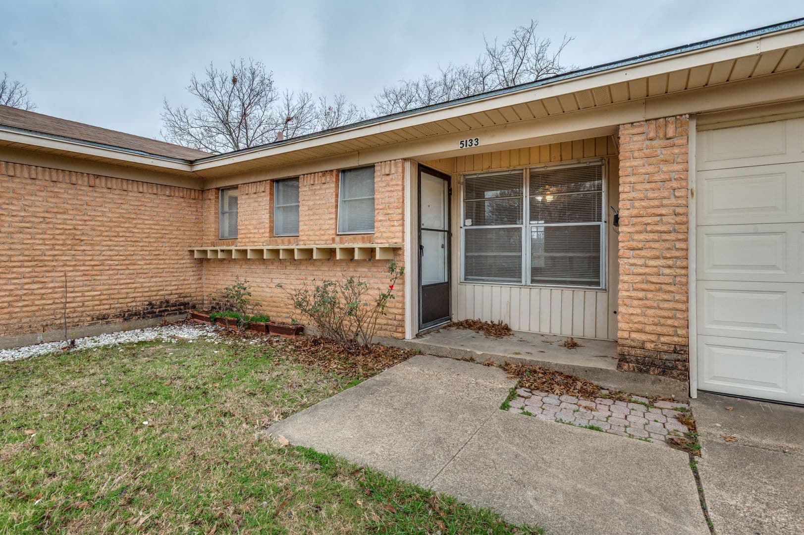 North Richland Hills House: 5133 Susan Lee Ln.
