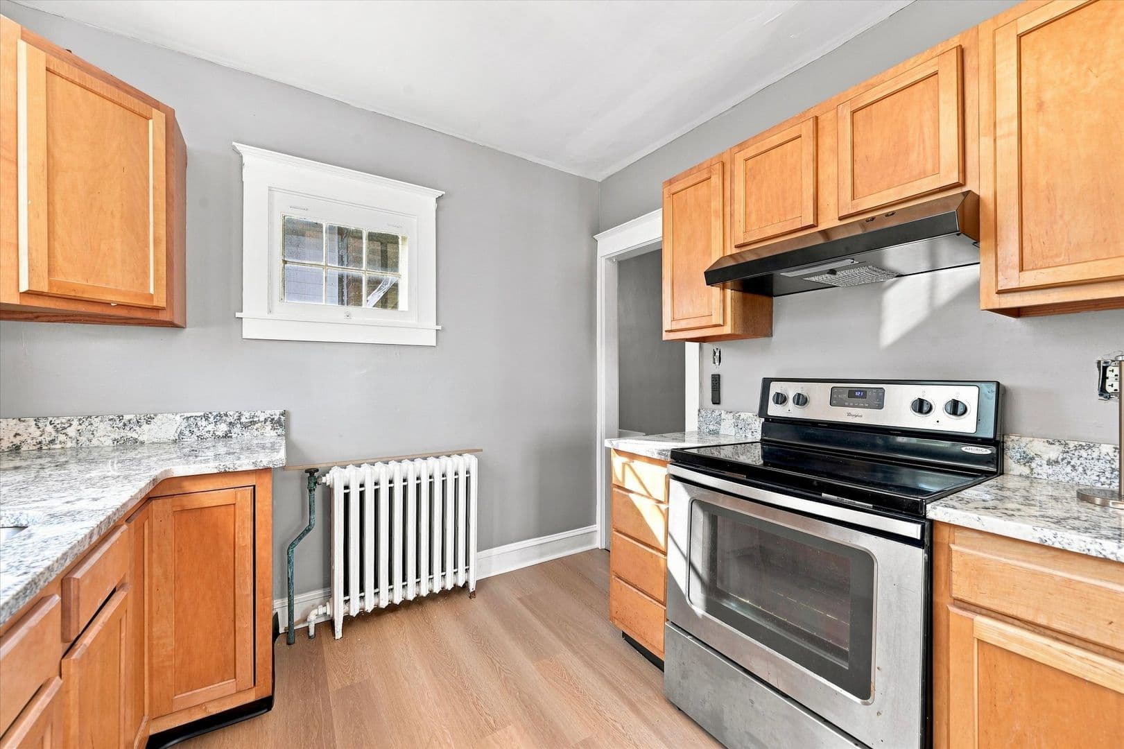 Wilmington House: 203 Barrett St