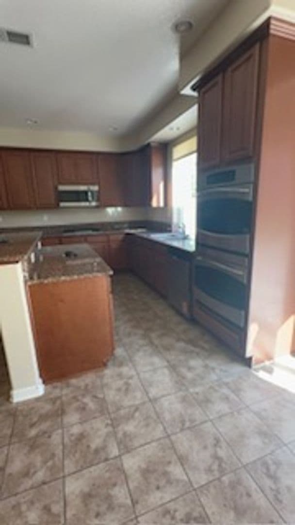 Reno House: 715 Sienna Station Way, Reno NV 89512
