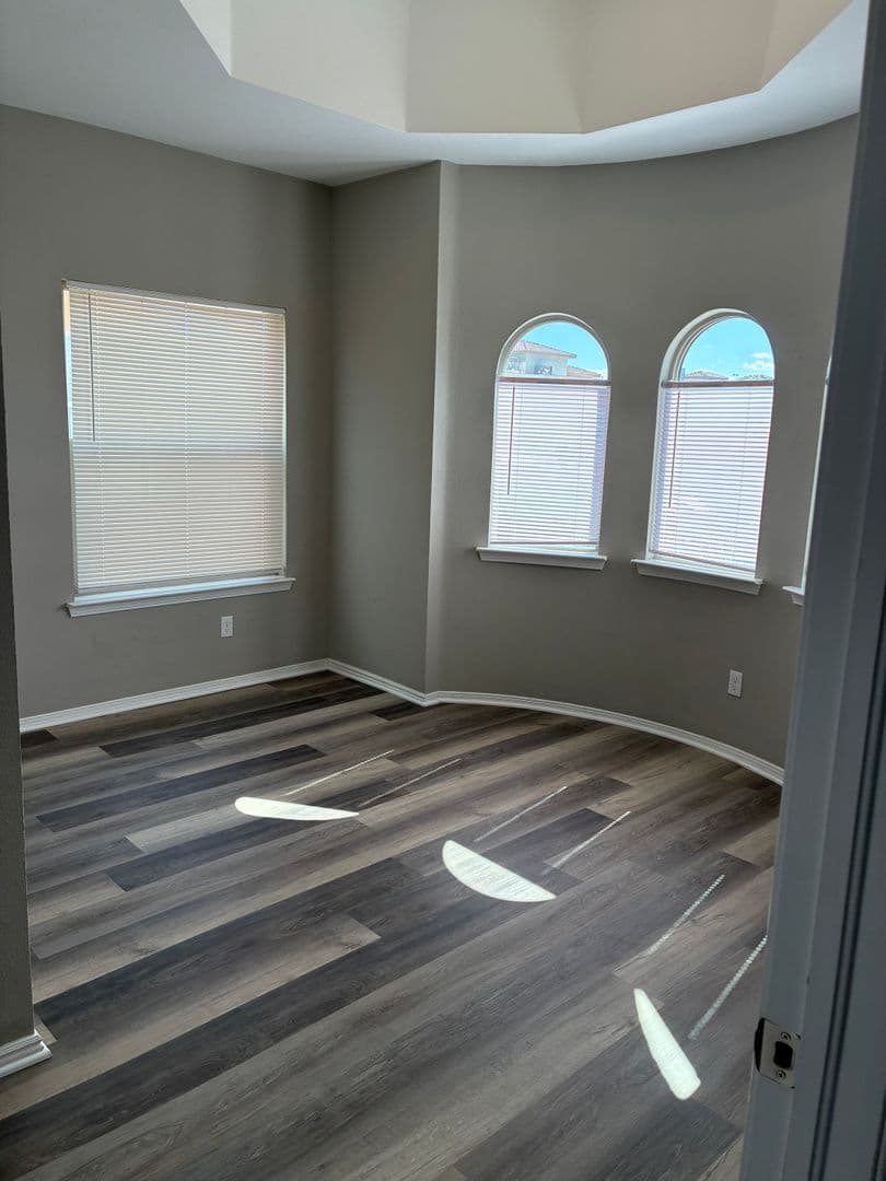 El Paso House: 12261 Gaudi Way