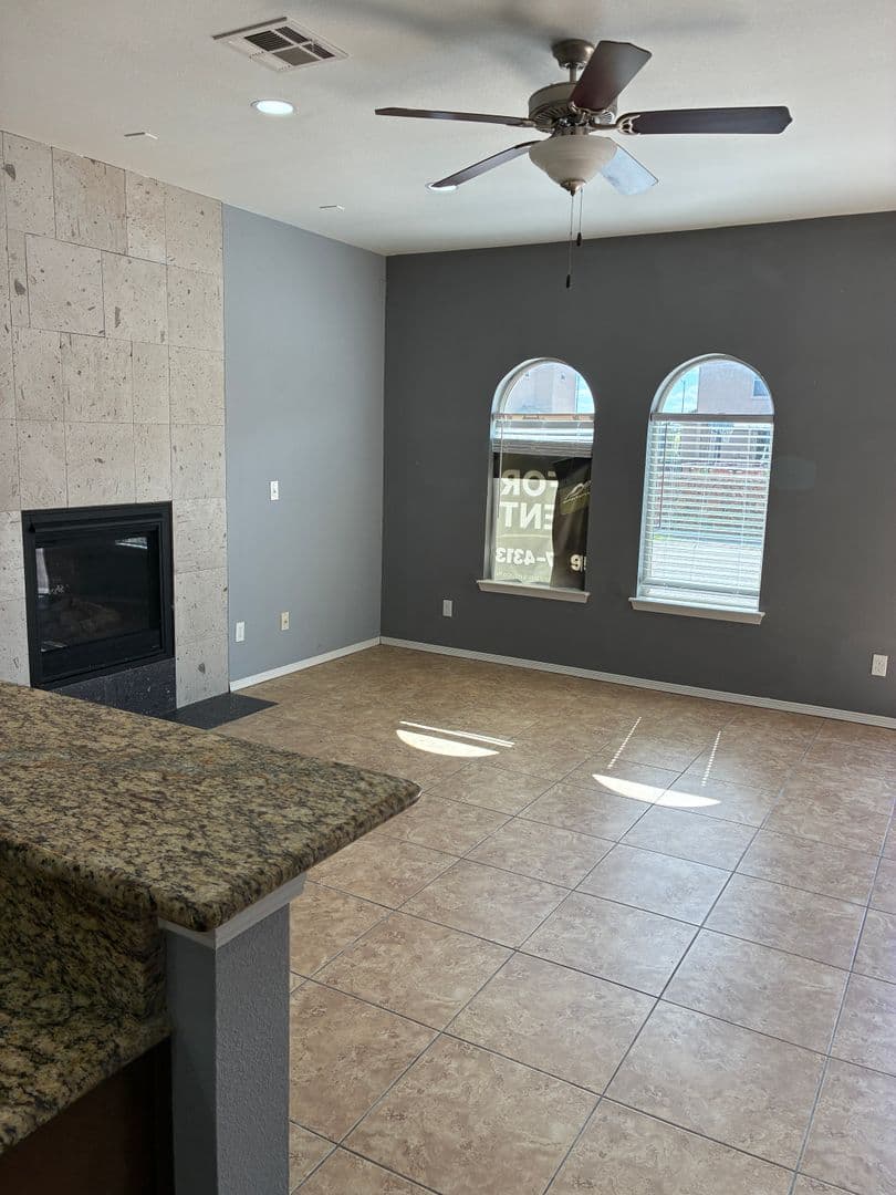 El Paso House: 12261 Gaudi Way