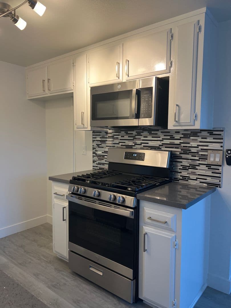 Stanton Apartment: 12381 Arrowhead Street